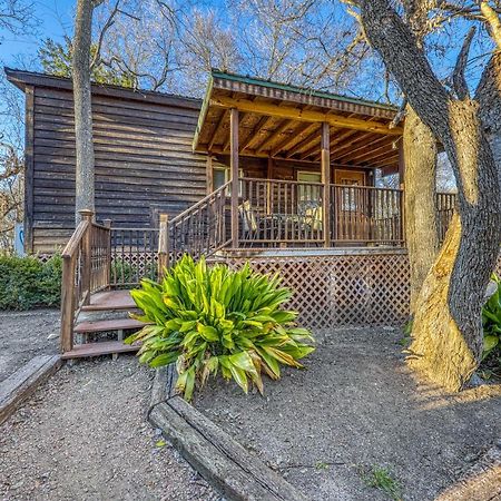 The Pecan @ Mendelbaum Winery Guest Cabins Villa Fredericksburg Exterior photo